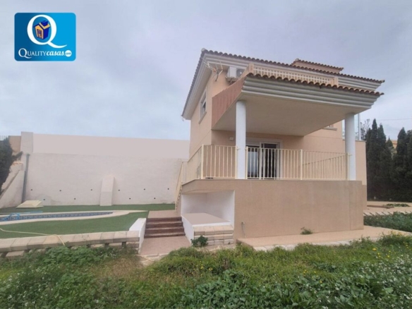 Imagen 1 de Casa-Chalet en Venta en Busot Alicante Ref: 16450