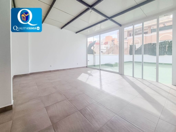 Imagen 1 de Casa-Chalet en Venta en Alicante Alicante Ref: 16456