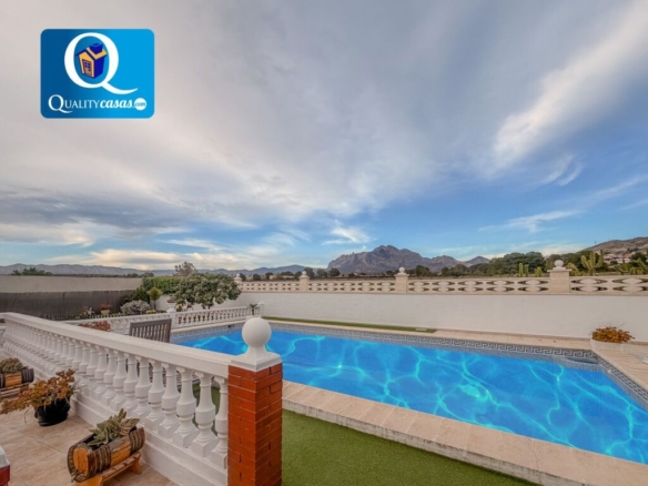 Imagen 4 de Casa-Chalet en Venta en Busot Alicante Ref: K3284