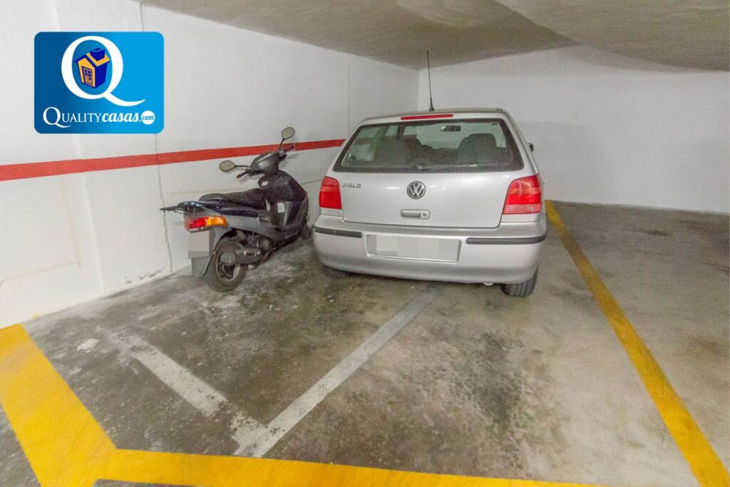 Imagen 1 de Parking coche en Venta en Alicante Alicante Ref: 17229