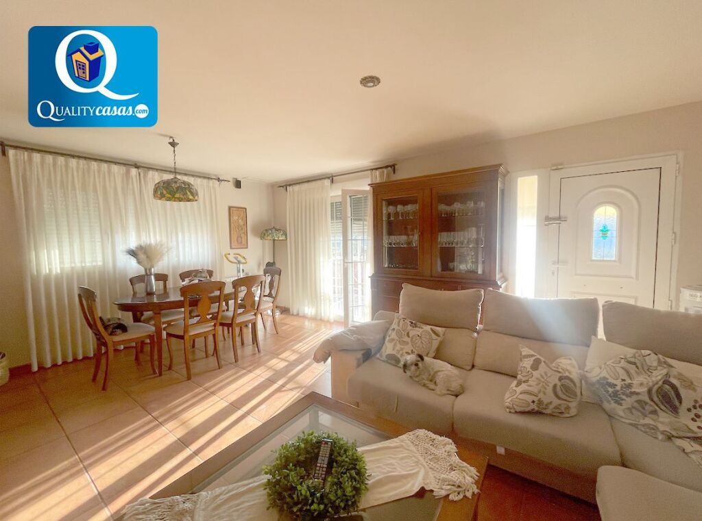 Imagen 1 de Adosada en Venta en Monforte Del Cid Alicante Ref: 12499R