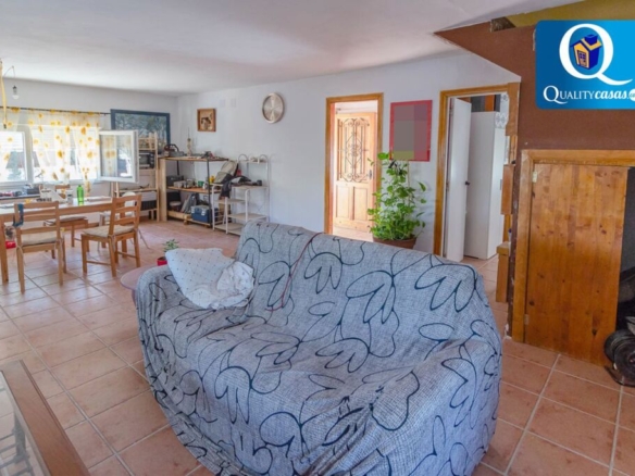Imagen 4 de Casa-Chalet en Venta en Tibi Alicante Ref: 18419R