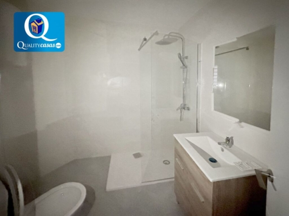 Imagen 4 de Piso en Venta en Alicante Alicante Ref: 25482