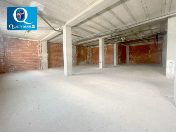 Imagen 2 de Local comercial en Alquiler en Elche Alicante Ref: A-MER-L250ELX