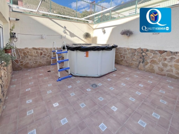 Imagen 3 de Casa-Chalet en Venta en Xixona Alicante Ref: EK3121R2