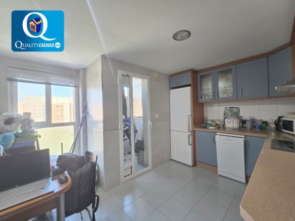 Imagen 3 de Apartamento en Venta en Alicante Alicante Ref: 55035R