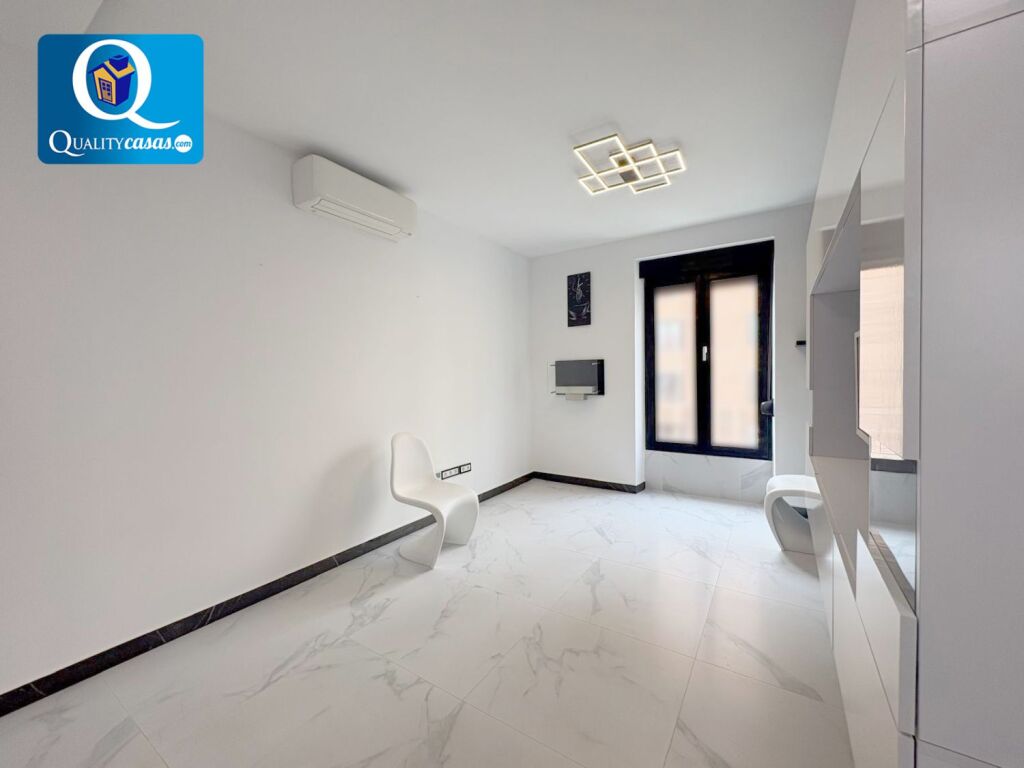 Imagen 3 de Apartamento en Venta en Alicante Alicante Ref: E38305R