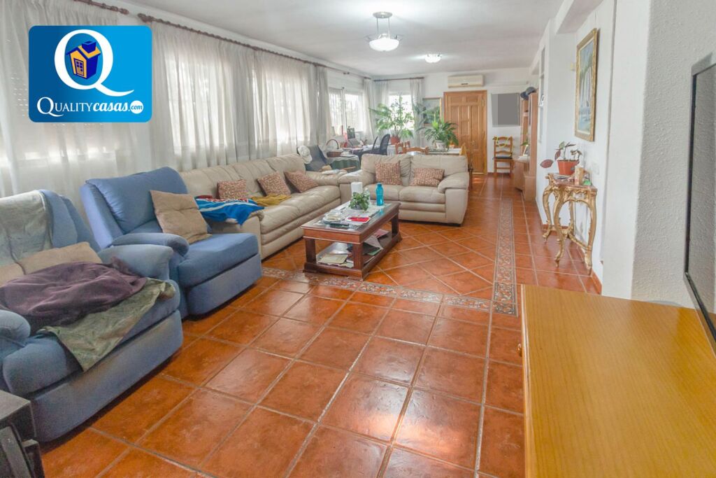 Imagen 4 de Casa-Chalet en Venta en Busot Alicante Ref: Z57053R