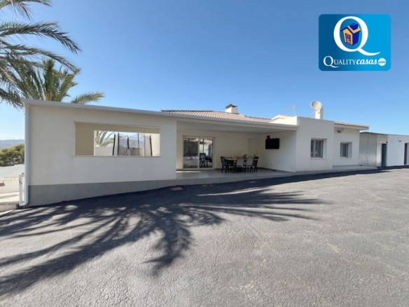 Imagen 2 de Casa-Chalet en Venta en Elda Alicante Ref: 17452R