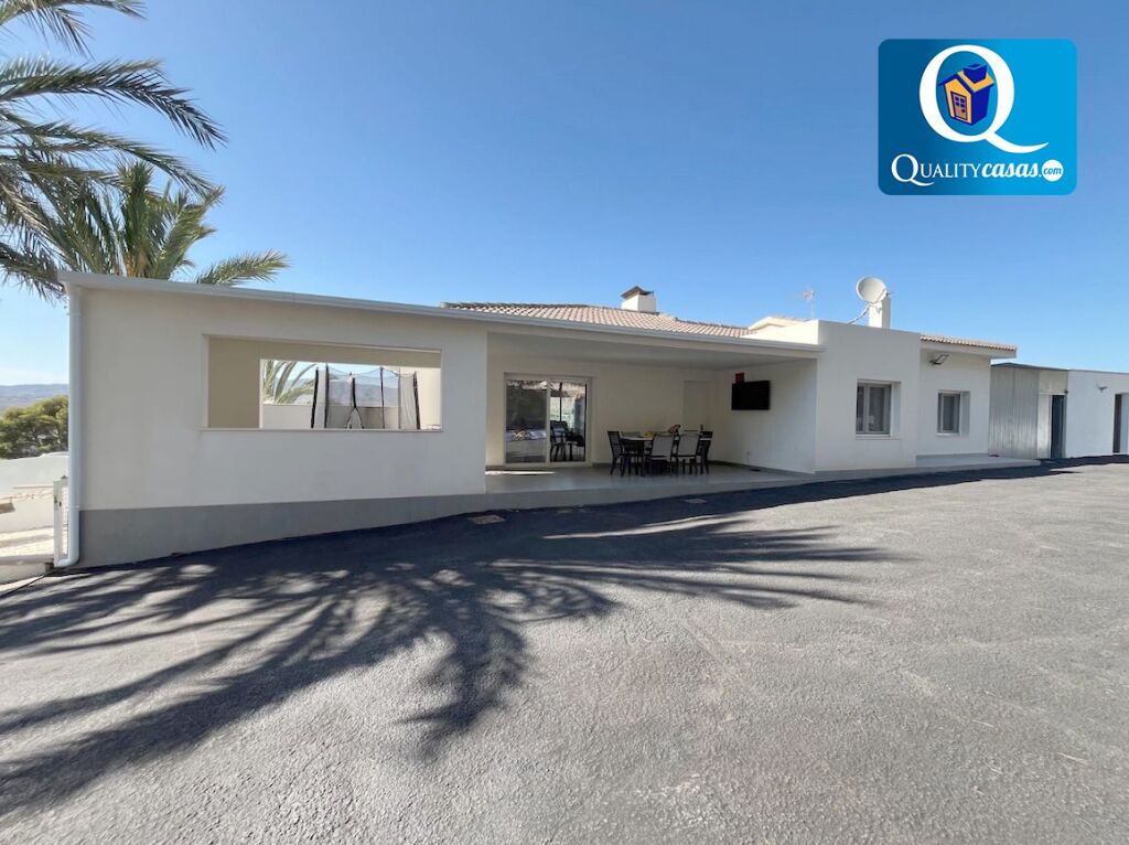 Imagen 2 de Casa-Chalet en Venta en Elda Alicante Ref: 17452R