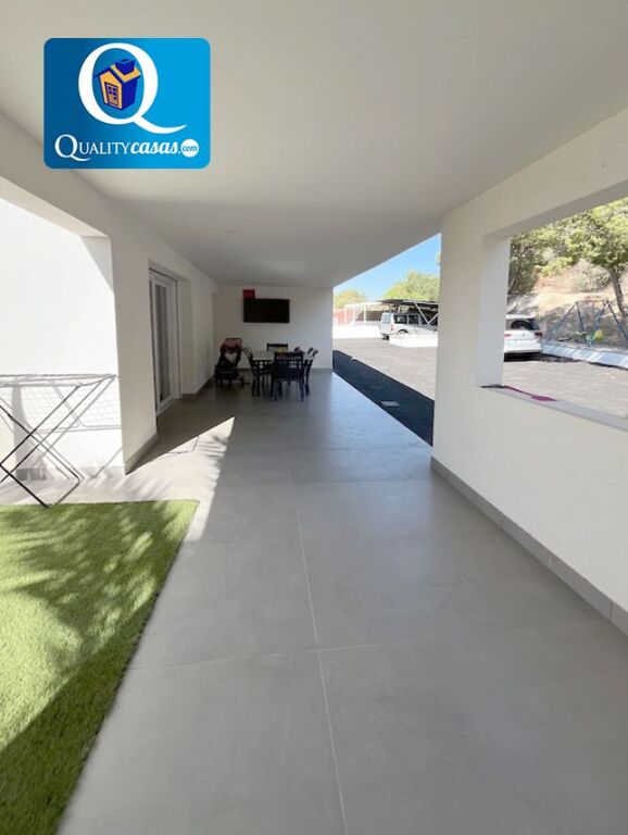 Imagen 4 de Casa-Chalet en Venta en Elda Alicante Ref: 17452R