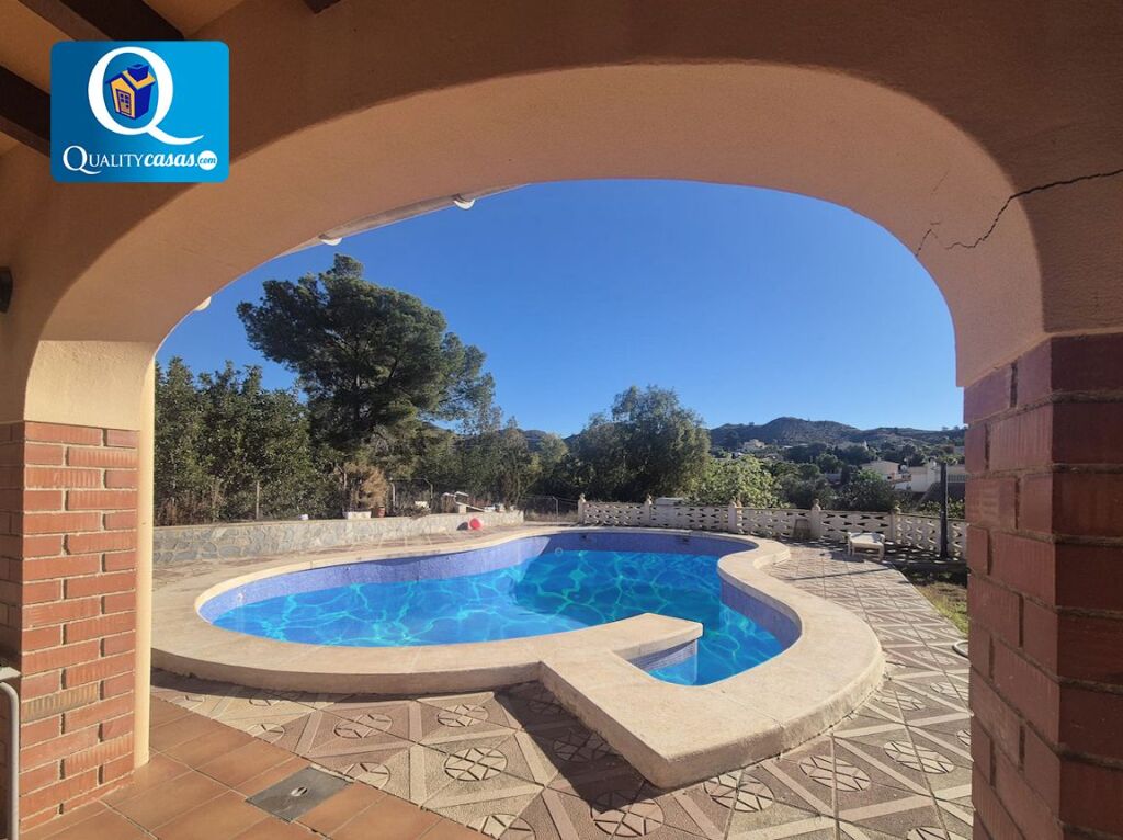 Imagen 1 de Casa-Chalet en Venta en Busot Alicante Ref: 16438R