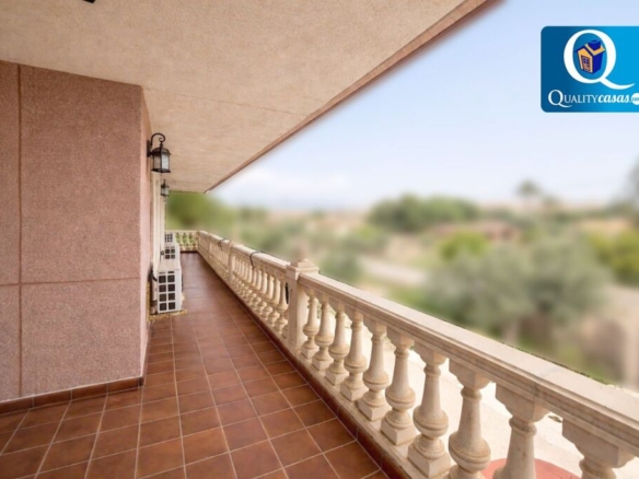 Imagen 1 de Casa-Chalet en Venta en Alicante Alicante Ref: 58061R