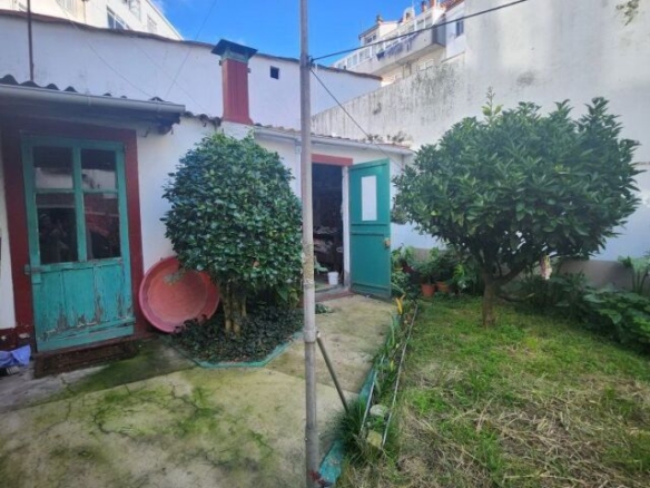 Imagen 1 de Edificio Viviendas en Venta en Ferrol La Coruña Ref: 437951