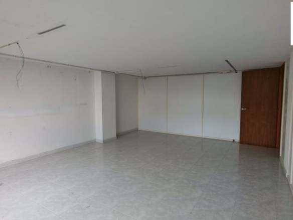 Imagen 1 de Local comercial en Venta en Naron La Coruña Ref: 438258