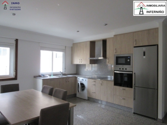 Imagen 1 de Piso en Venta en Naron La Coruña Ref: 438297