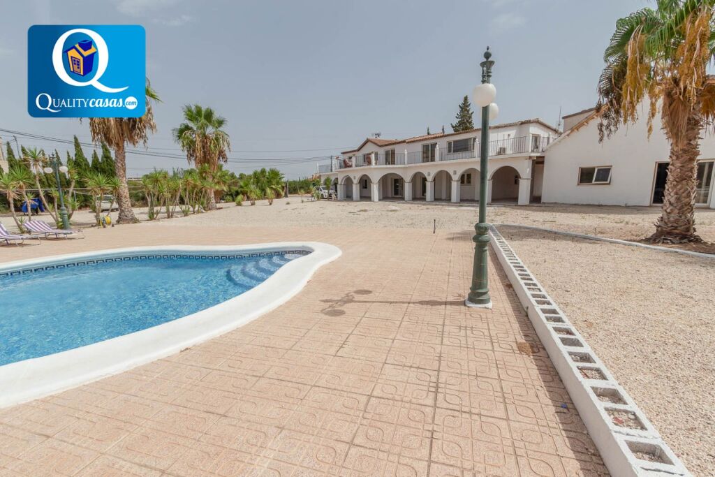 Imagen 1 de Casa-Chalet en Venta en Crevillent Alicante Ref: 18438R