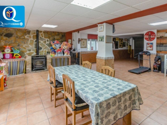 Imagen 1 de Casa-Chalet en Venta en Muro De Alcoy Alicante Ref: 17380R