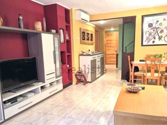 Imagen 3 de Vivienda unifamiliar adosada en Zuera – Espacio y comodidad para tu día a día