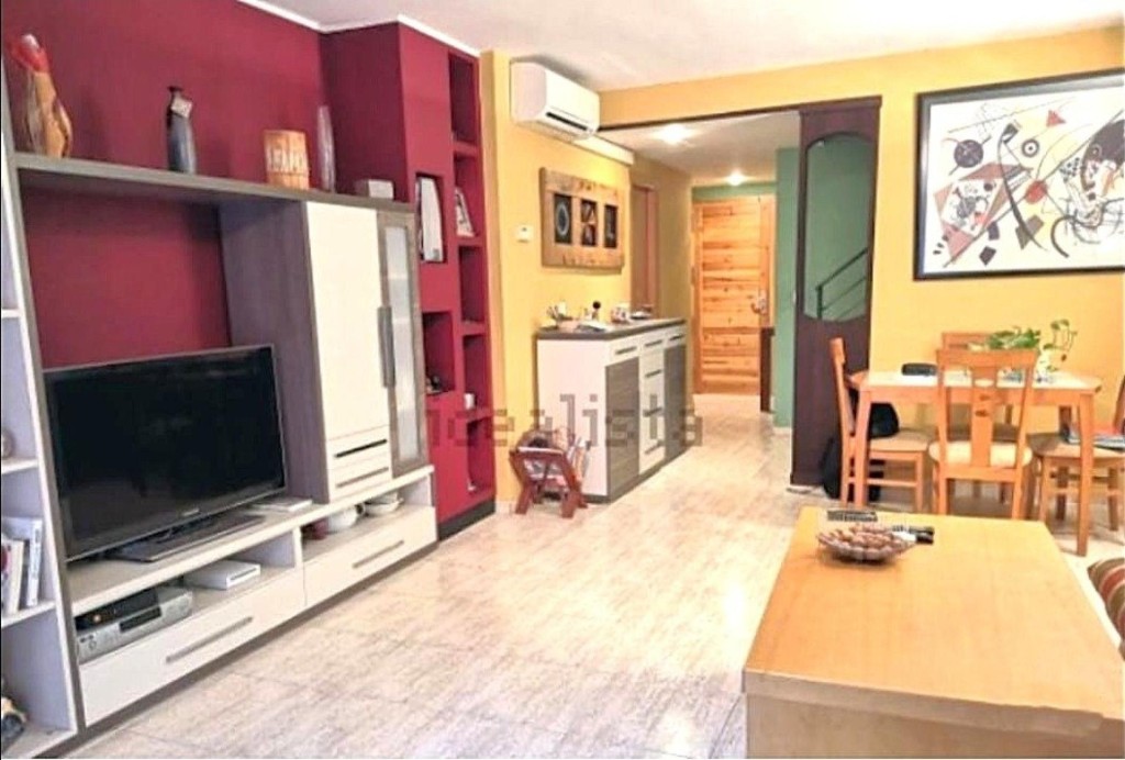 Imagen 3 de Vivienda unifamiliar adosada en Zuera – Espacio y comodidad para tu día a día