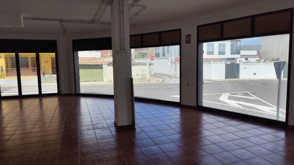 Imagen 2 de Local comercial en Alquiler en San Cristobal De La Laguna Santa Cruz de Tenerife