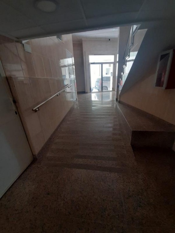 de 86m2 con 3 dormitorios y 2 baños