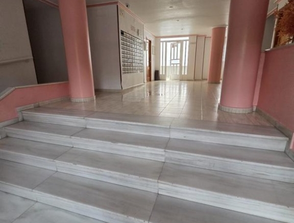 de 60m2 con 3 dormitorios y 1 baño