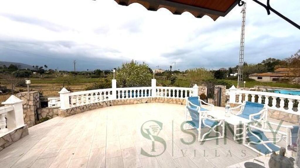 Imagen 2 de Casa-Chalet en Venta en Denia Alicante