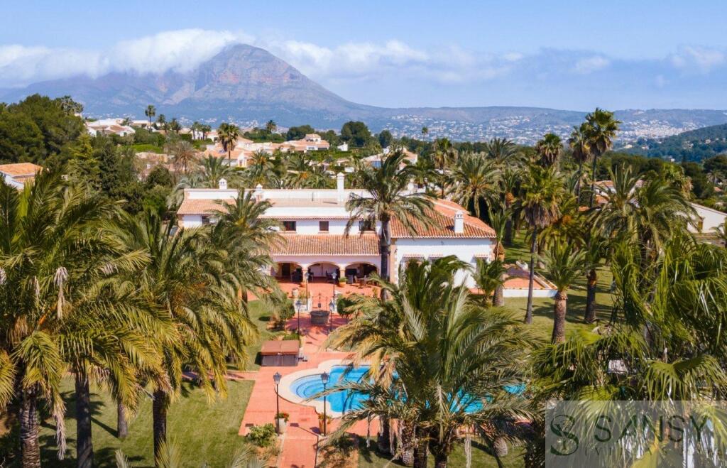 Imagen 1 de Casa-Chalet en Venta en Alicante Alicante