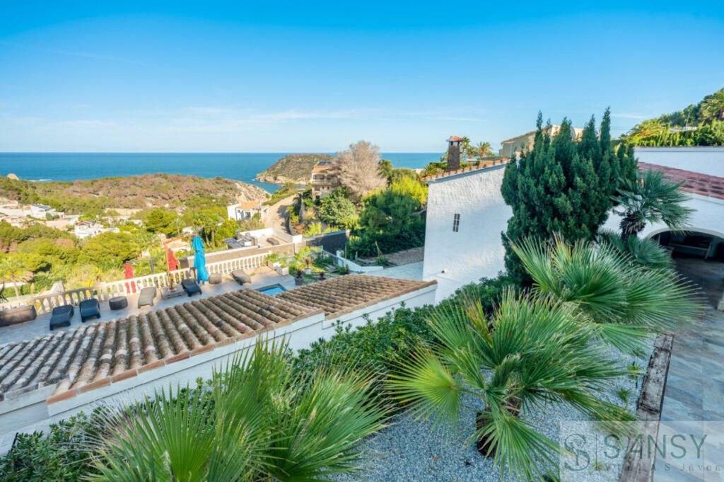 Imagen 1 de Casa-Chalet en Venta en Alicante Alicante