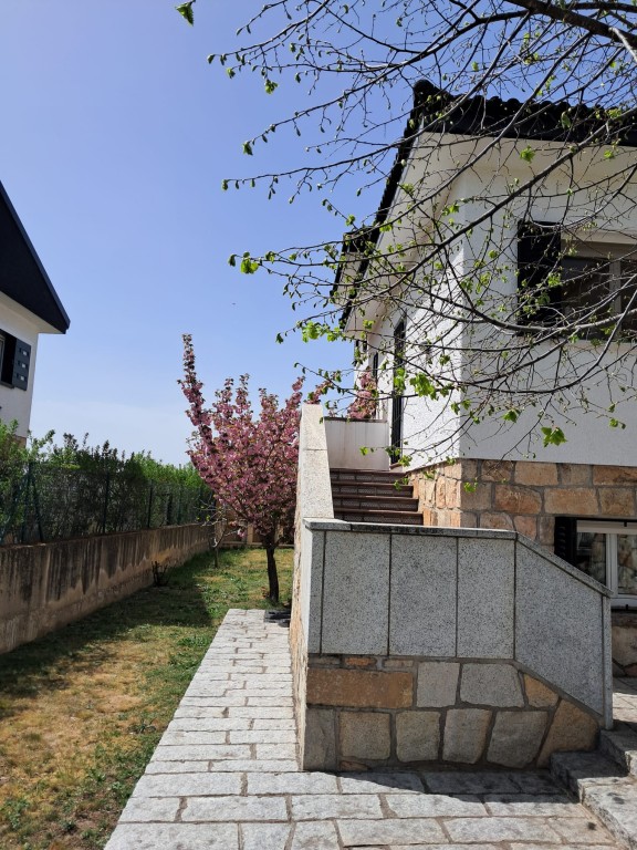 Imagen 2 de Casa-Chalet en Venta en Cabrera