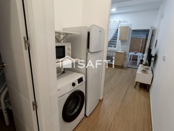 Imagen 4 de Oportunidad única bajo con encanto transformado en vivienda