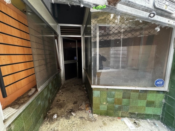 Imagen 2 de EN VENTA LOCAL EN VILANOVA Y LA GELTRÚ