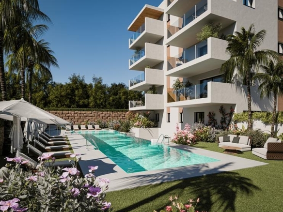 Imagen 2 de PISO EN URBANIZACION DE LUJO EN VENTA EN ESTEPONA