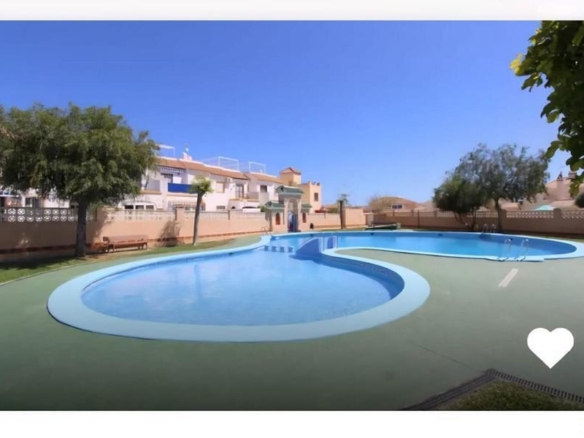 de 60m2 con 2 dormitorios y 1 baño