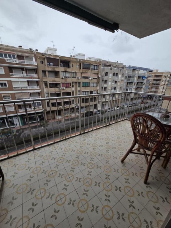 Imagen 1 de Venta de piso en Torrevieja