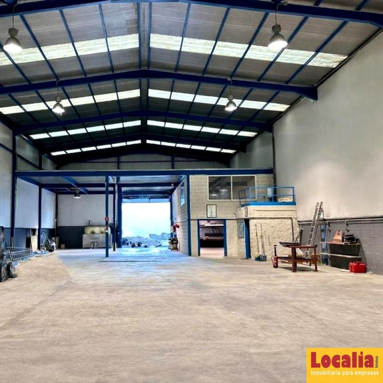 Imagen 4 de Excelente nave Industrial en alquiler en Cartes.