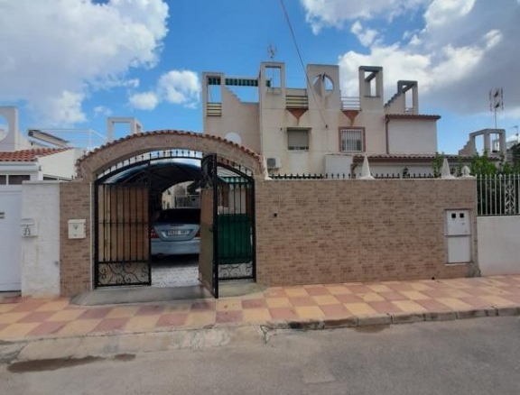 Imagen 1 de Venta de duplex en Torrevieja
