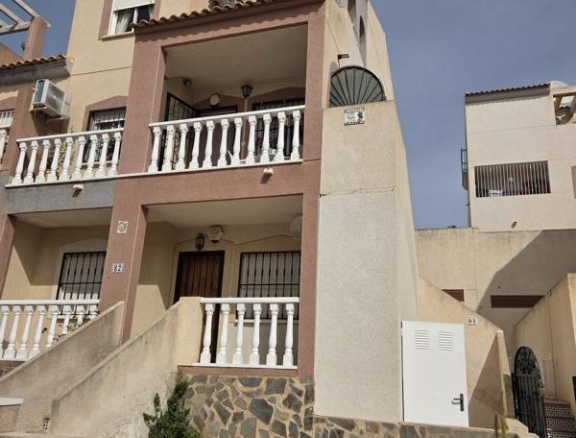 Imagen 1 de Venta de duplex en Orihuela costa