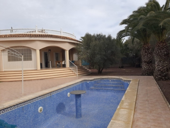 Imagen 2 de Casa-Chalet en Venta en Marina