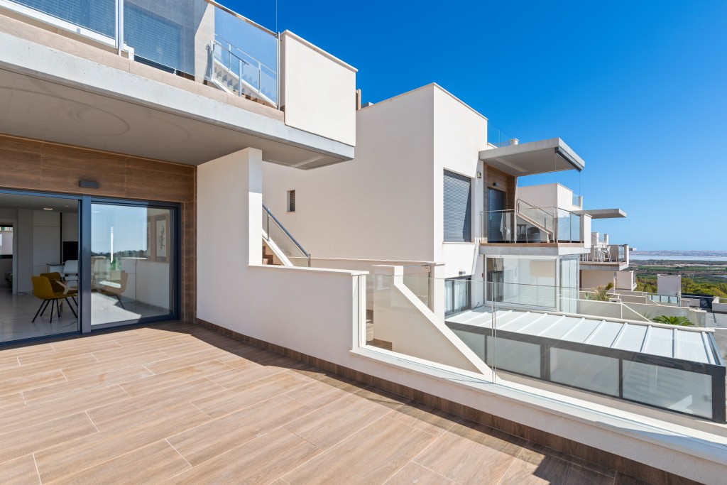 Imagen 1 de Casa-Chalet de Obra Nueva en Venta en San Miguel De Salinas Alicante