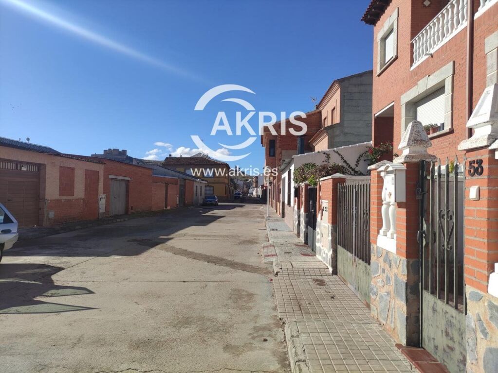 Imagen 1 de Chalet Independiente en Consuegra