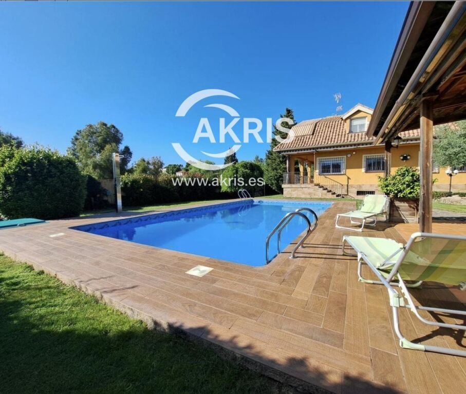 Imagen 1 de Chalet Independiente en Olias Del Rey