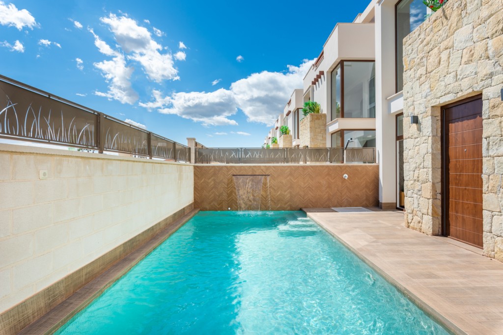 Imagen 2 de Casa-Chalet de Obra Nueva en Venta en Montesinos