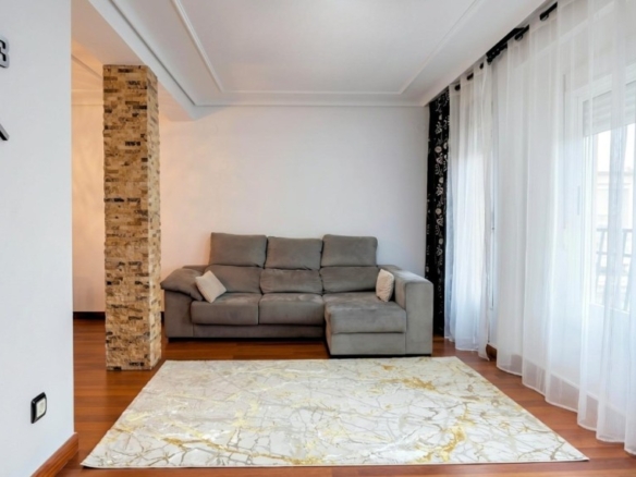 Imagen 2 de Piso Reformado en Burriana - Zona Llombai