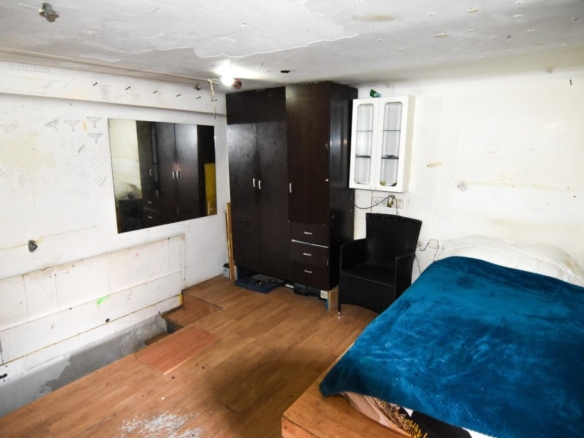 Imagen 4 de Oportunidad Única en dos plantas para reforma integral