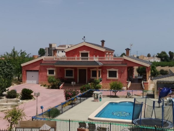 Imagen 1 de Venta de chalet en Bigastro