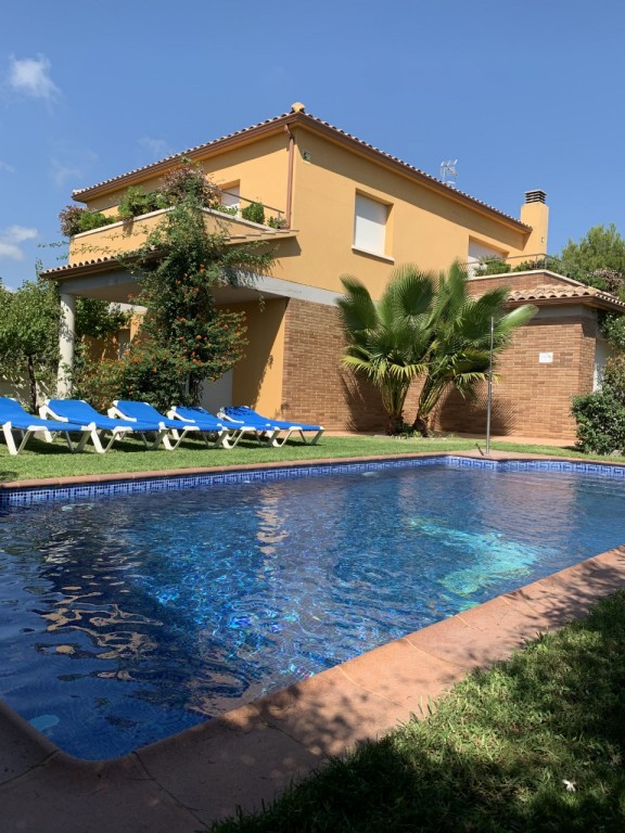 Imagen 2 de Casa-Chalet en Venta en Cubelles Barcelona