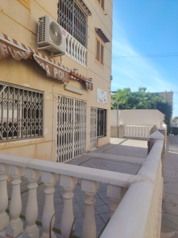Imagen 1 de Local comercial en Venta en Pilar De La Horadada Alicante