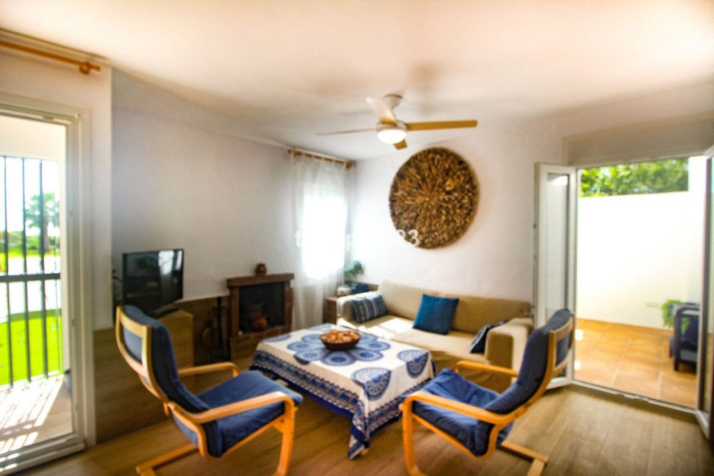 Imagen 4 de Adosada en Venta en Casares Málaga